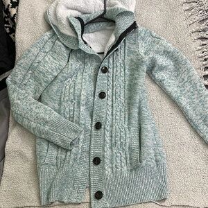 Light green sweater - Soft inner shell - button closure - hood